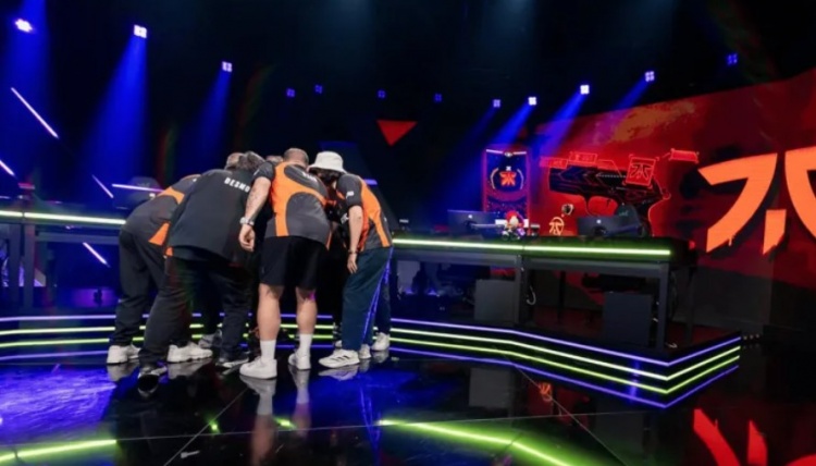 FNC发布无畏契约休赛期公告:已允许部分队员接触其他机会