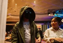 【EV扑克】85同花玩命偷鸡一把打光百万筹码,只差一步进钱圈!-乐玩真人线上娱乐