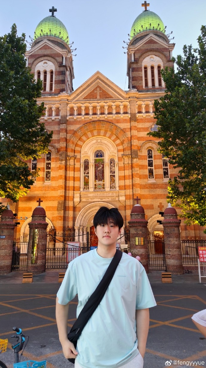fengyue分享个人旅游照:来到了天津卫 