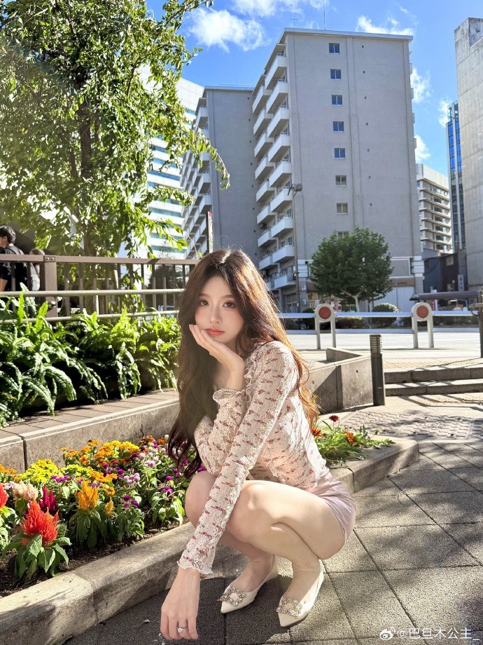 巴旦木公主分享照片:旅游必须得有阳光呀☀️