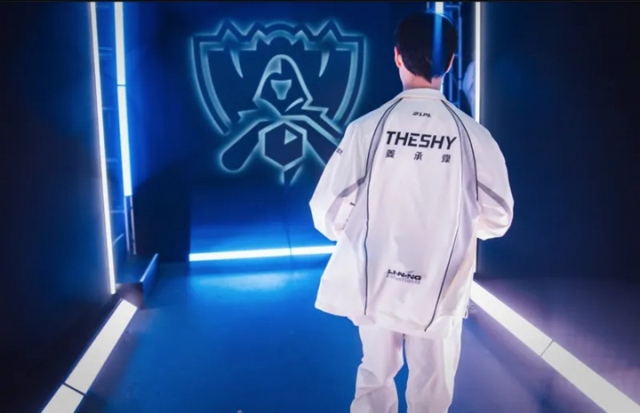 Theshy：我算年龄大的选手，随时都有可能休息，也有可能继续打