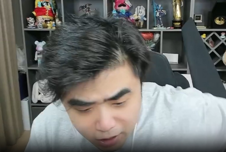 呼吸有前科的啊!朱开:为什么出饮魔刀啊?冰心剑姬